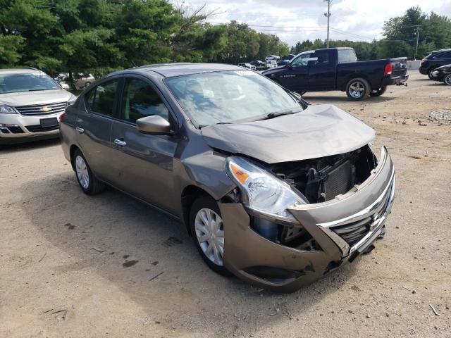 3N1CN7AP7GL880164 - 2016 NISSAN VERSA S GRAY photo 1