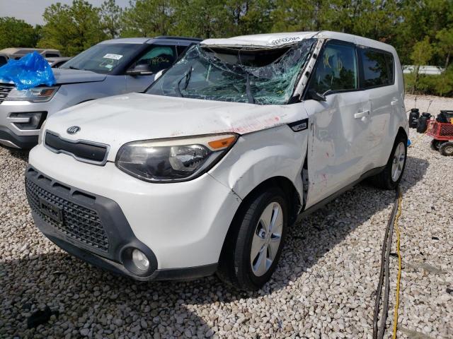 KNDJN2A20F7808611 - 2015 KIA SOUL WHITE photo 2