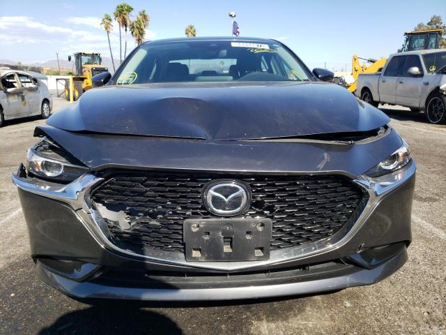 3MZBPADLXKM106550 - 2019 MAZDA 3 PREFERRE GRAY photo 9