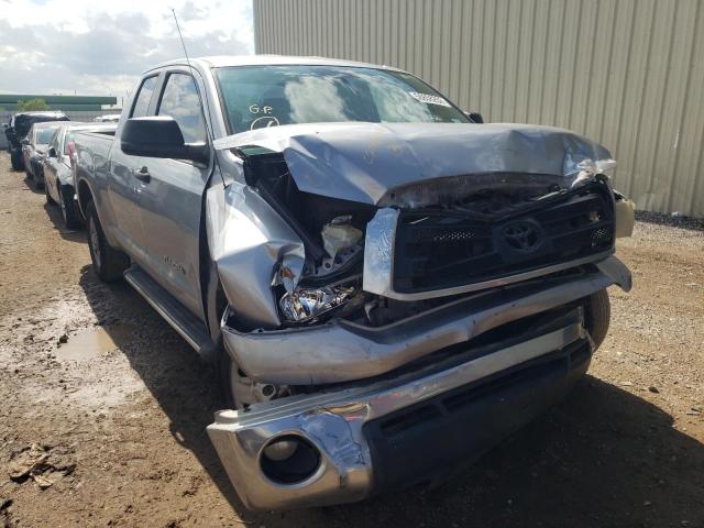 5TFRM5F14AX013948 - 2010 TOYOTA TUNDRA DOU GRAY photo 1