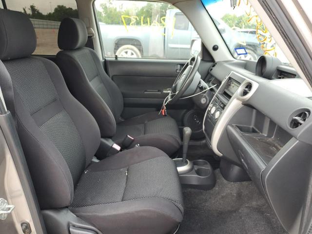 JTLKT324640158029 - 2004 TOYOTA SCION XB Grau Foto 5