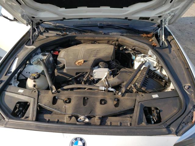 WBA5A7C56GG642241 - 2016 BMW 528 XI WHITE photo 7