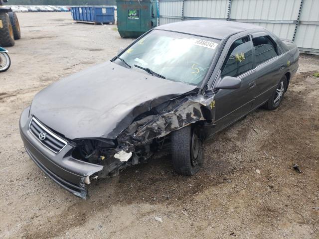 4T1BG28KXYU952610 - 2000 TOYOTA CAMRY CE GRAY photo 2