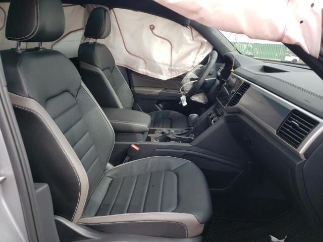 1V2FE2CA8NC219174 - 2022 VOLKSWAGEN ATLAS CROS Серебристый фото 5