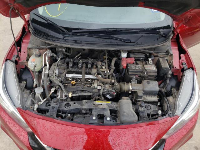 3N1CN8EV5LL803768 - 2020 NISSAN VERSA SV BURGUNDY photo 7