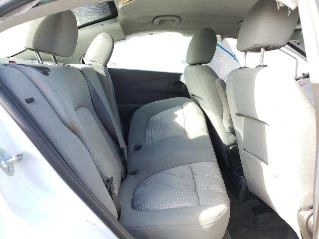 1G1JA5SH6F4196604 - 2015 CHEVROLET SONIC LS WHITE photo 6