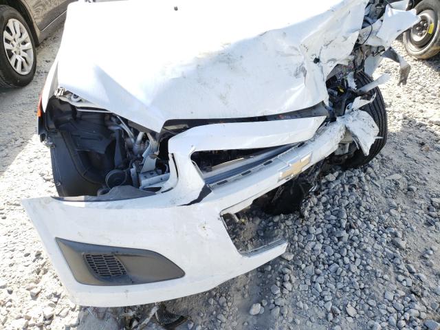 1G1JA5SH6F4196604 - 2015 CHEVROLET SONIC LS WHITE photo 7
