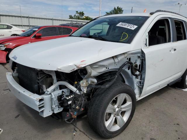 1C4NJDBB8GD549960 - 2016 JEEP COMPASS SP WHITE photo 9