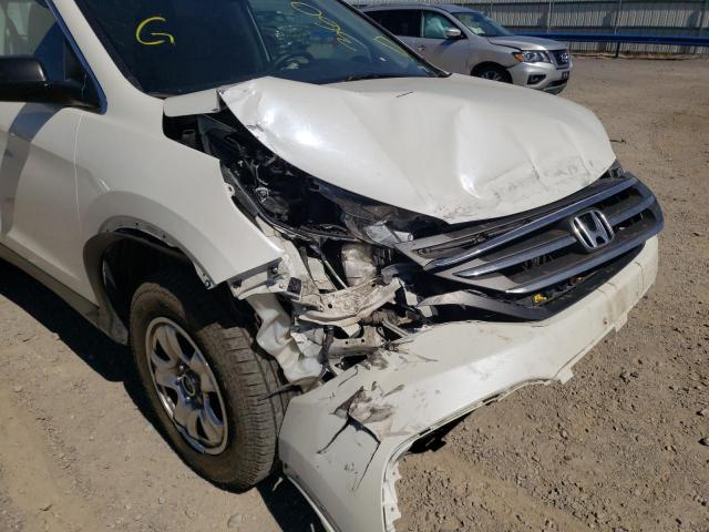 5J6RM4H34EL112799 - 2014 HONDA CR-V LX SILVER photo 9