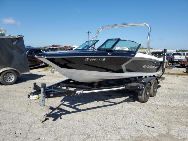 MBC9NAU4G021 - 2021 MAST MARINE TWO TONE photo 2