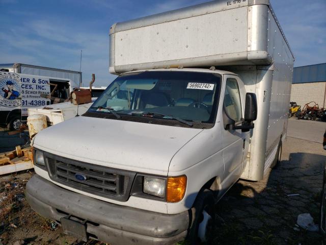 1FDXE45S87DA24501 - 2007 FORD E450 WHITE photo 2