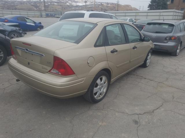 1FAFP38331W349129 - 2001 FORD FOCUS GOLD photo 4