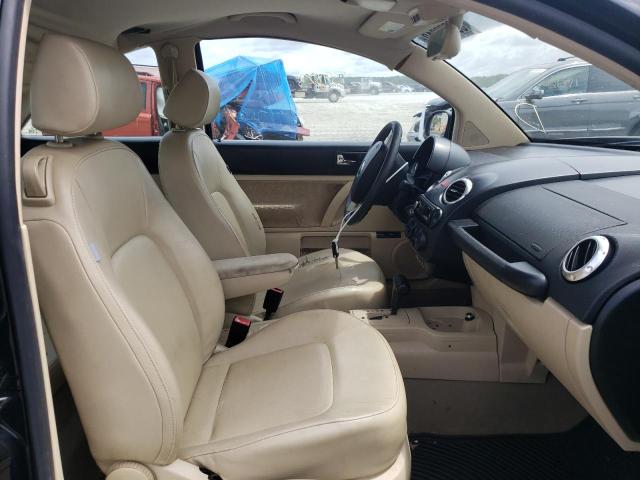 3VWPW3AG6AM036314 - 2010 VOLKSWAGEN NEW BEETLE 黑色 照片 5