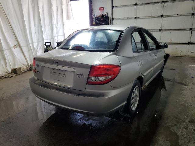 KNADC125556383524 - 2005 KIA RIO SILVER photo 4