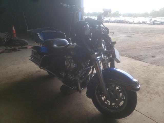 1HD1FC4188Y688008 - 2008 HARLEY-DAVIDSON FLHTCUI 蓝色 照片 1