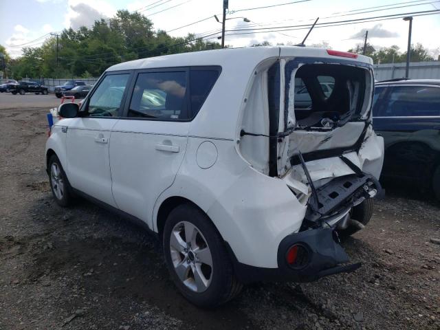 KNDJN2A27H7484088 - 2017 KIA SOUL WHITE photo 3