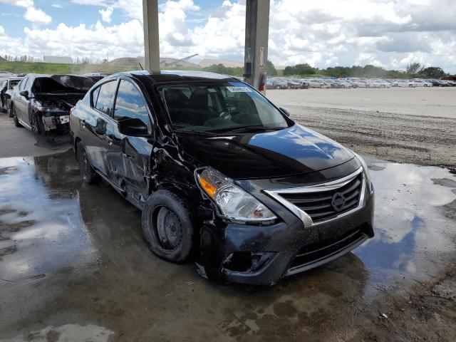 3N1CN7AP2HL811125 - 2017 NISSAN VERSA S BLACK photo 1