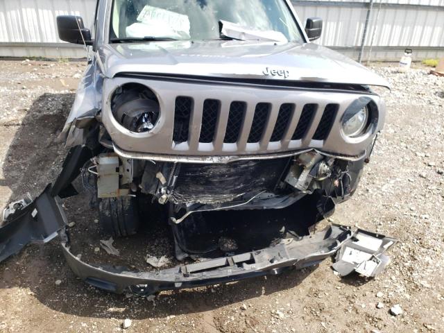 1C4NJRAB2FD109102 - 2015 JEEP PATRIOT SILVER photo 9