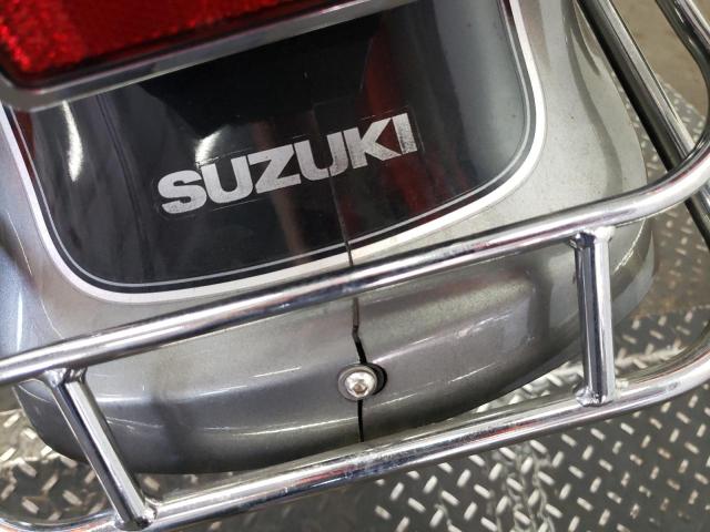 JS1VS55A352107788 - 2005 SUZUKI C50 SILVER photo 9