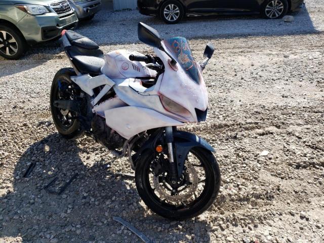 MH3RH18YXLK004891 - 2020 YAMAHA YZFR3 A WHITE photo 1