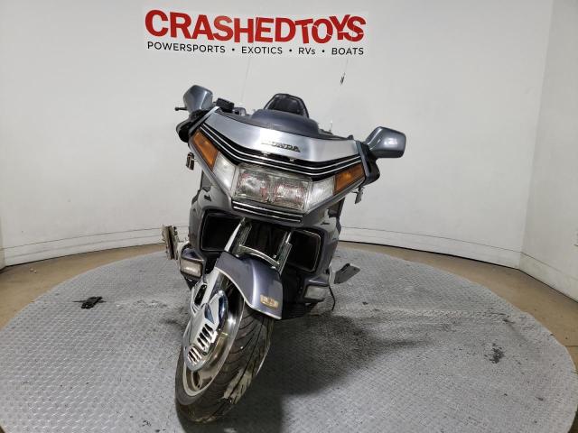 1HFSC2200JA001367 - 1988 HONDA GL1500 GRAY photo 2