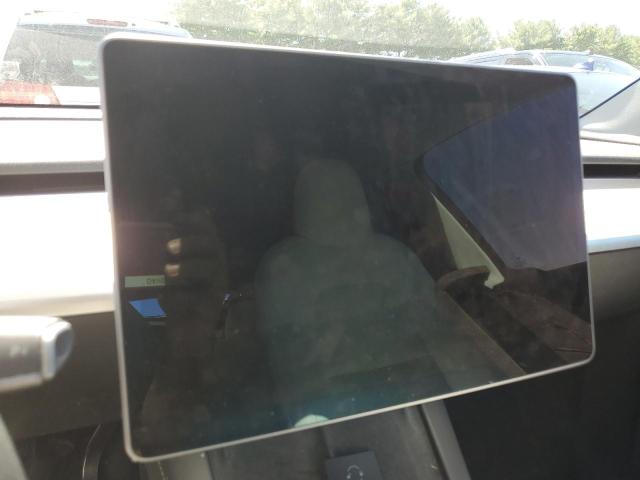 7SAYGDEF2NF409809 - 2022 TESLA MODEL Y Черный фото 8