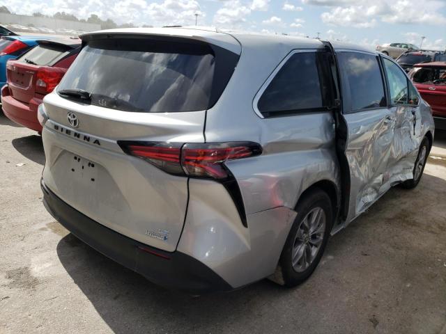 5TDKRKEC1MS063463 - 2021 TOYOTA SIENNA LE SILVER photo 4