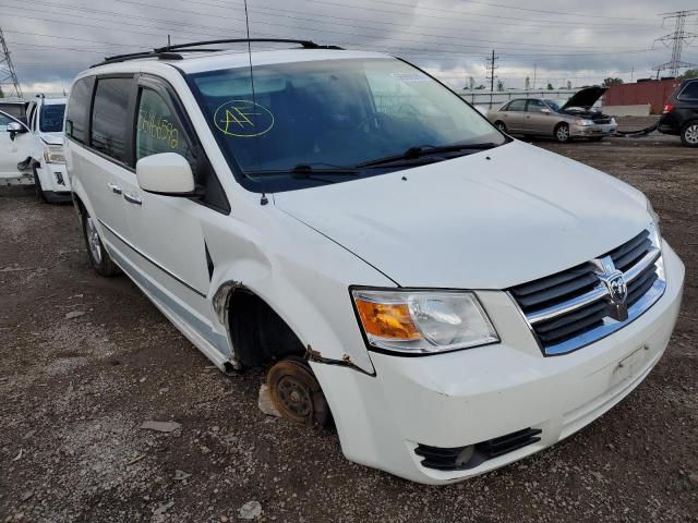 2D4RN5D11AR297346 - 2010 DODGE GRAND CARA WHITE photo 1