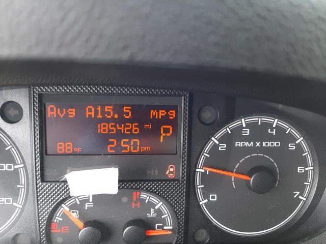 3C6TRVAG0KE500186 - 2019 RAM PROMASTER WHITE photo 8