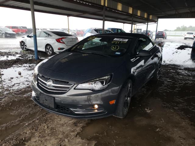 W04WT3N59GG094740 - 2016 BUICK CASCADA PR GRAY photo 2