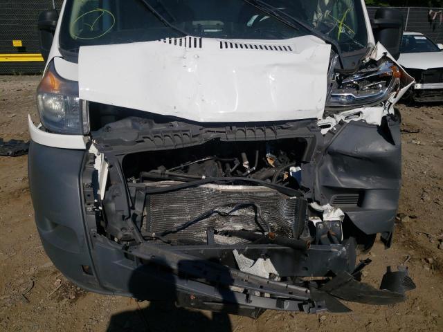 3C6TRVAG1JE104136 - 2018 RAM PROMASTER 白色 照片 9