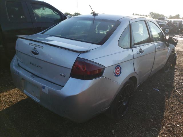 1FAHP3GN8BW154043 - 2011 FORD FOCUS SILVER photo 4