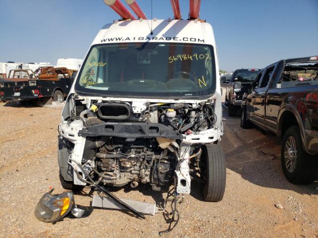 3C6TRVDG2JE147654 - 2018 RAM PROMASTER 白色 照片 9