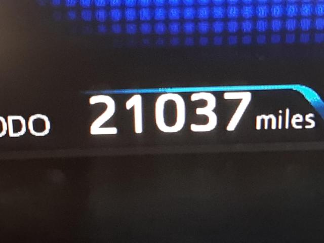 JTDKARFP2L3152430 - 2020 TOYOTA PRIUS PRIM 银色 照片 8