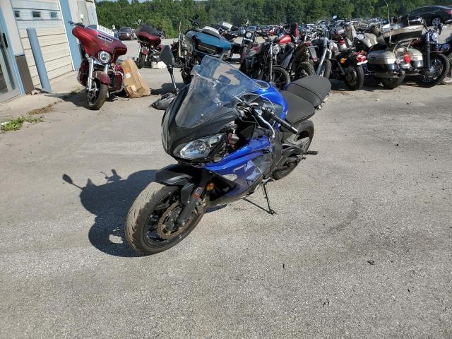 JKAEXEE13DDA10226 - 2013 KAWASAKI EX650 E BLUE photo 2