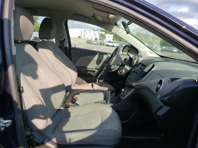 1G1JA5SG7F4209111 - 2015 CHEVROLET SONIC LS BLUE photo 5