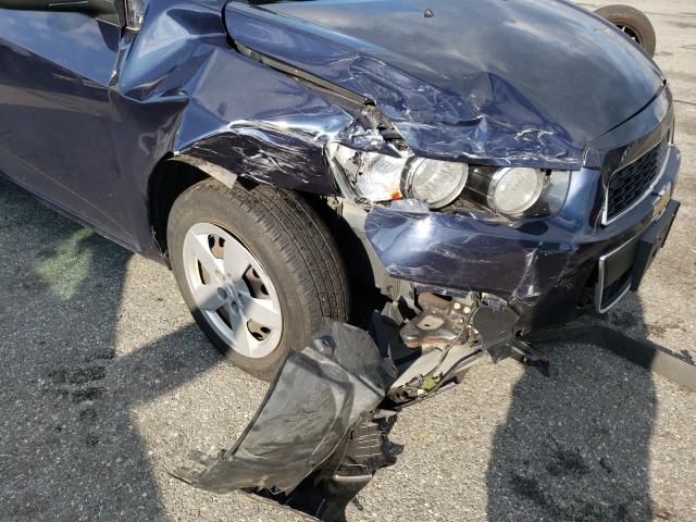 1G1JA5SG7F4209111 - 2015 CHEVROLET SONIC LS BLUE photo 9