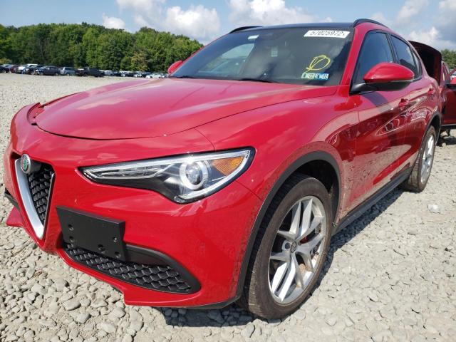 ZASFAKNNXJ7B93961 - 2018 ALFA ROMEO STELVIO TI RED photo 2