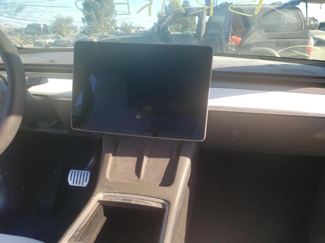 5YJYGDEEXMF247947 - 2021 TESLA MODEL Y Серый фото 9