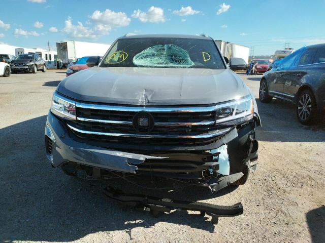 1V2KE2CA6NC207703 - 2022 VOLKSWAGEN ATLAS CROS Графитовый фото 9
