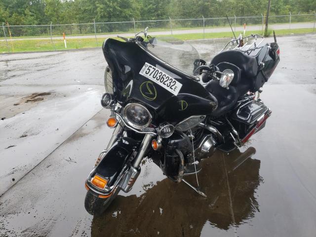 1HD1FCW104Y604111 - 2004 HARLEY-DAVIDSON FLHTCUI 黑色 照片 2