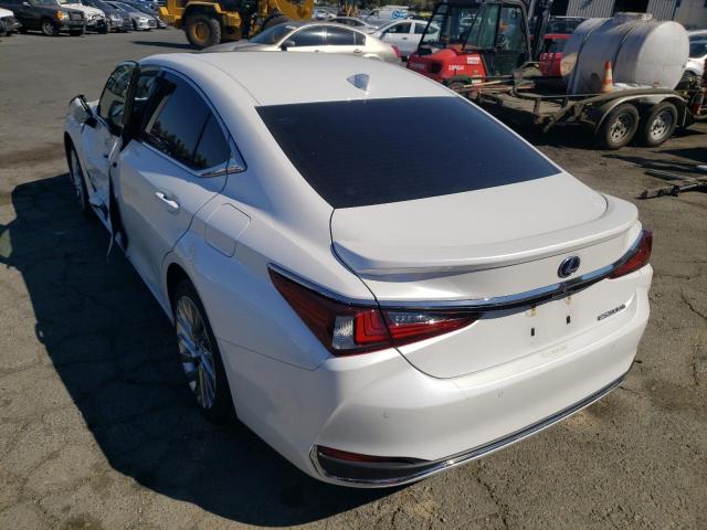 JTHB21B13K2037368 - 2019 LEXUS ES 300H WHITE photo 3