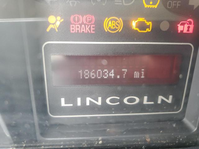 5LMFU27558LJ01453 - 2008 LINCOLN NAVIGATOR CREAM photo 8