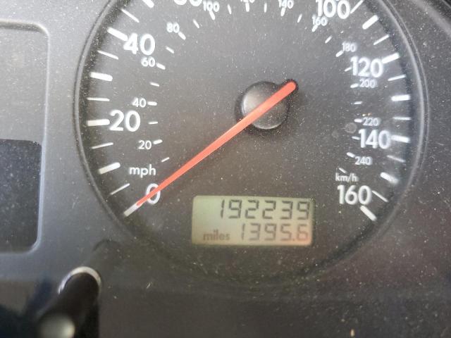 WVWEH63B21E031401 - 2001 VOLKSWAGEN PASSAT GLX Gümüş foto 8