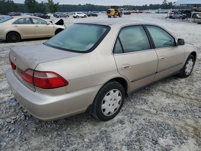 1HGCG564XYA094945 - 2000 HONDA ACCORD LX GOLD photo 4