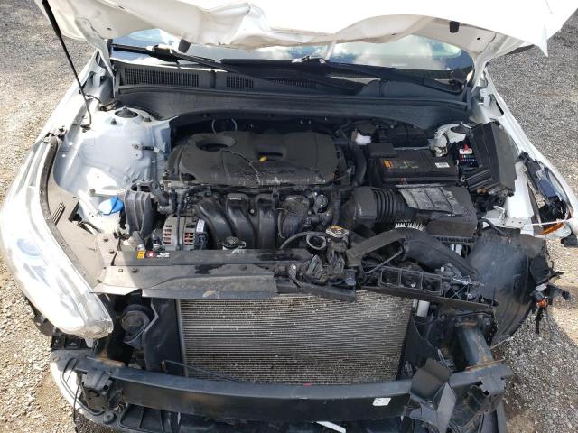 3KPF24AD0KE129315 - 2019 KIA FORTE FE WHITE photo 7