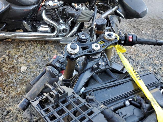 WB10E2300N6F19403 - 2022 BMW S 1000 RR BLACK photo 8