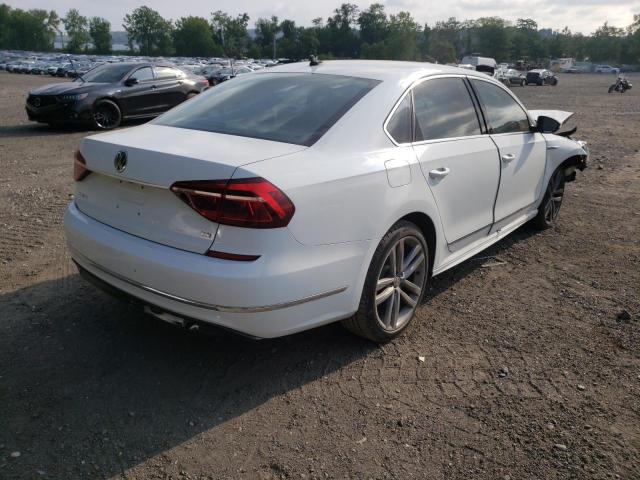 1VWDT7A34HC058257 - 2017 VOLKSWAGEN PASSAT R-L WHITE photo 4