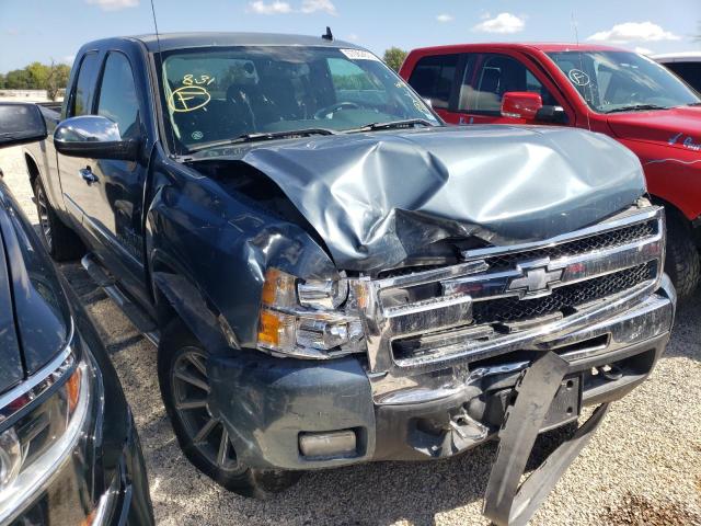 1GCRCSE01BZ226663 - 2011 CHEVROLET SILVERADO BLUE photo 1