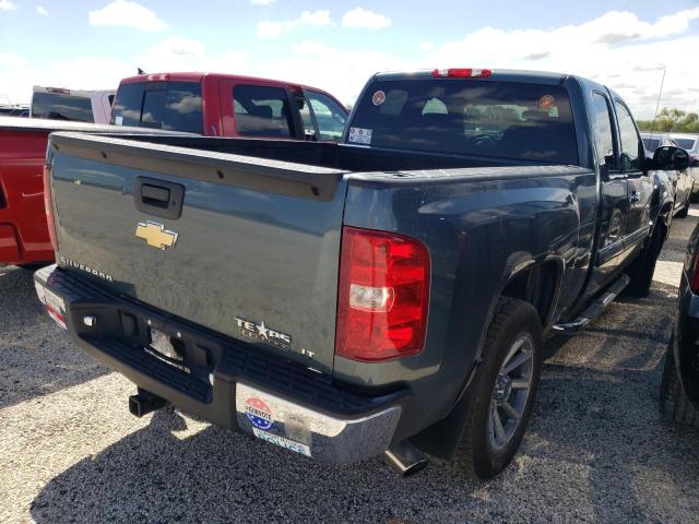 1GCRCSE01BZ226663 - 2011 CHEVROLET SILVERADO BLUE photo 4